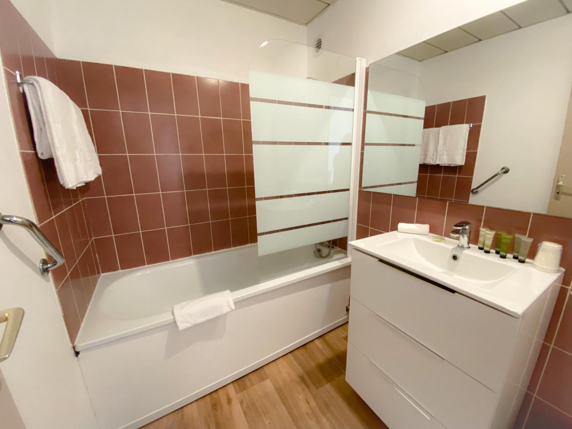 Le Skate Beach Studio Proche Plage Кале Екстериор снимка